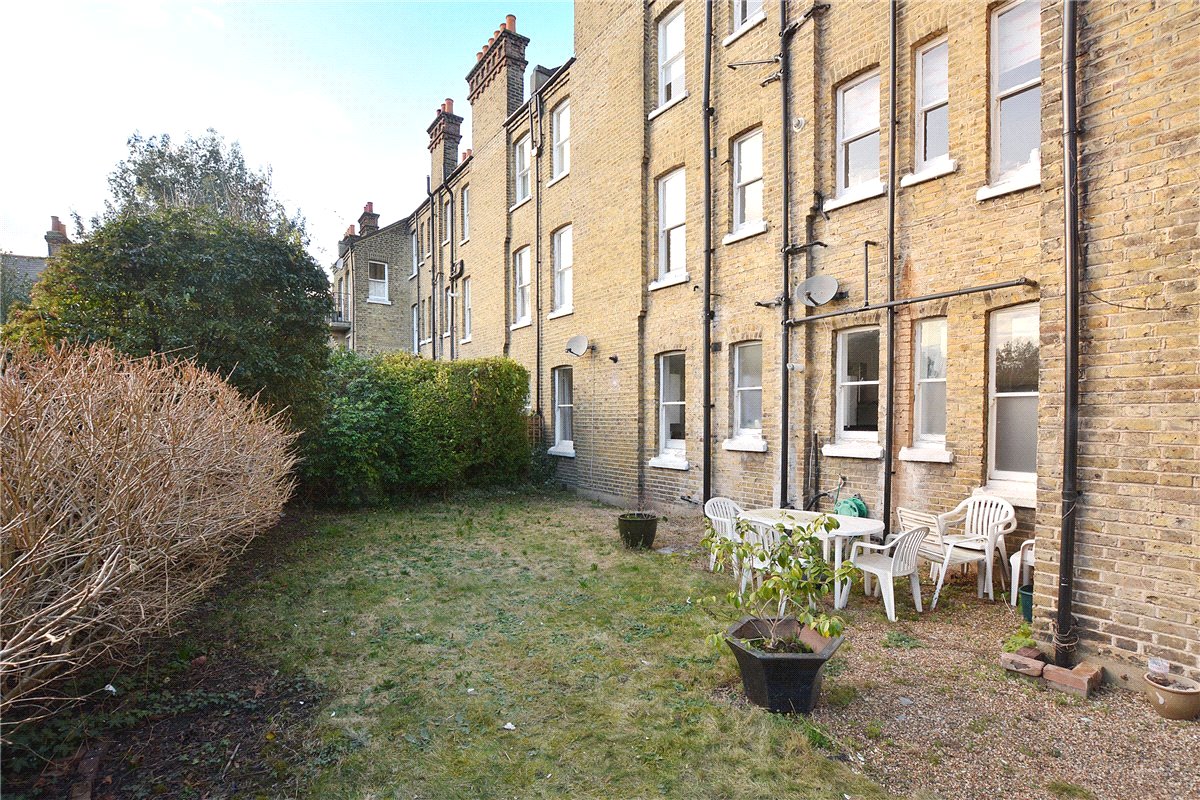 1 bedroom Flat, Mortlake High Street, London, SW14 - Sold, Image 2