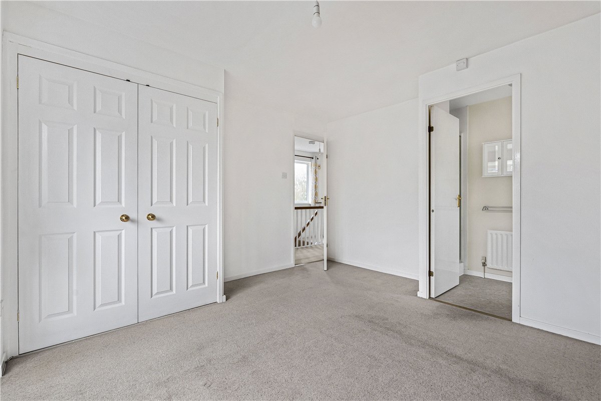 4 bedroom House, Butler Close, Kenilworth, CV8 - Sold, Image 2