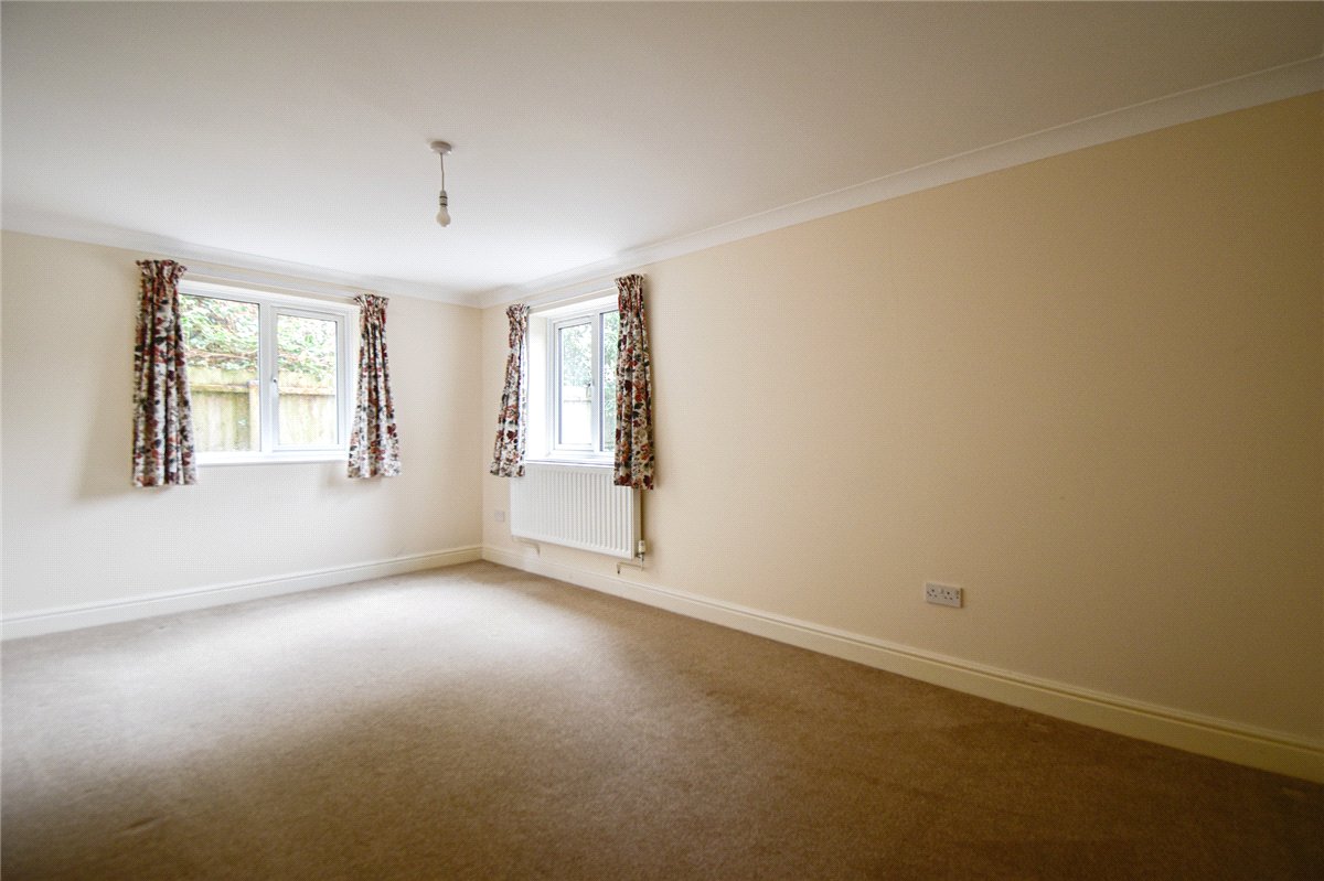 4 bedroom House, Stocks Lane, Gamlingay, SG19 - Available, Image 7