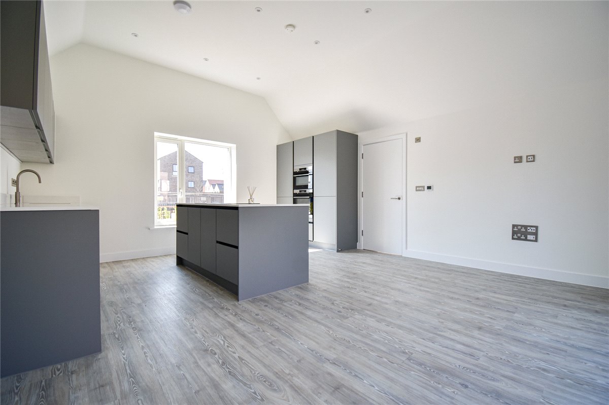 4 bedroom House, Gregory Park North, Cambridge, CB5 - , Image 6