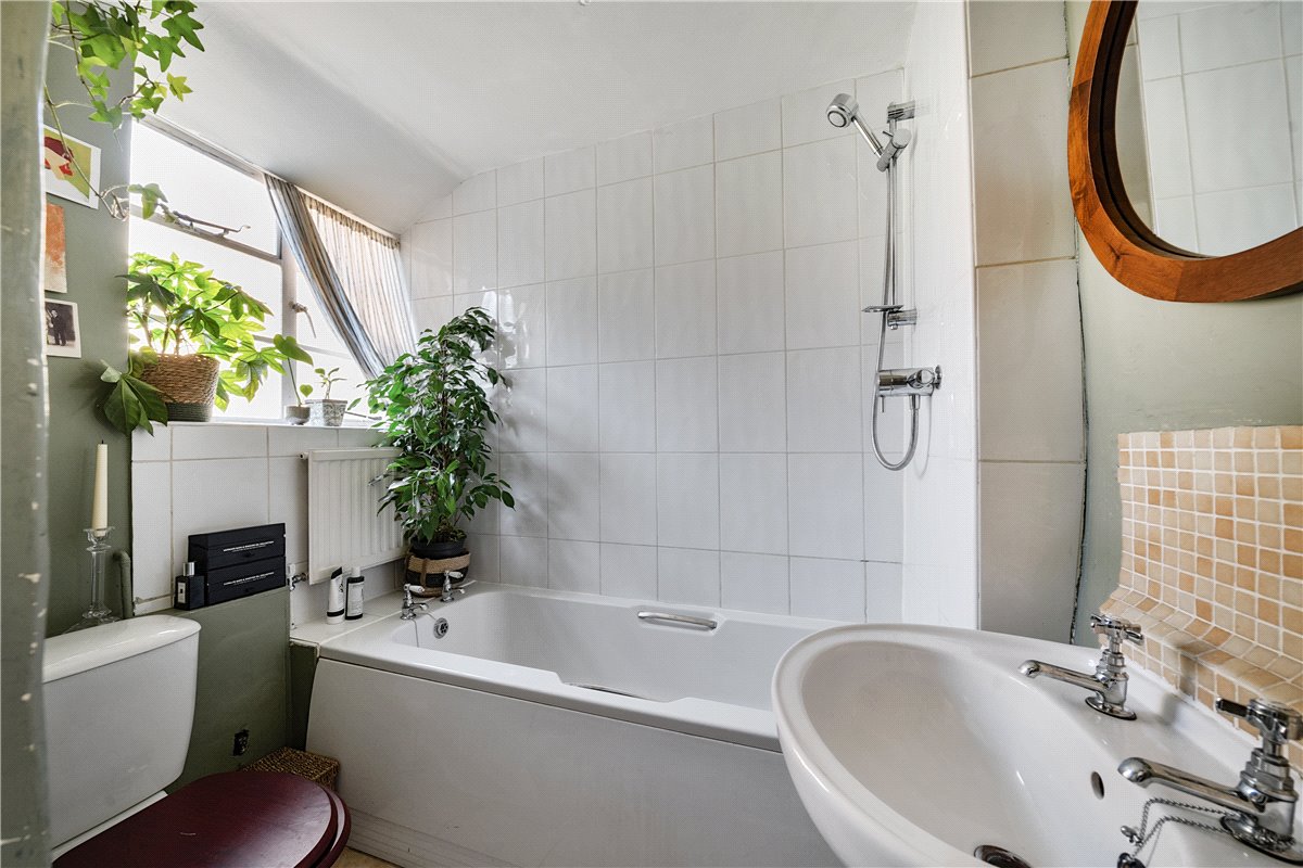 2 bedroom Cottage, St. Martins, Marlborough, SN8 - Available, Image 6