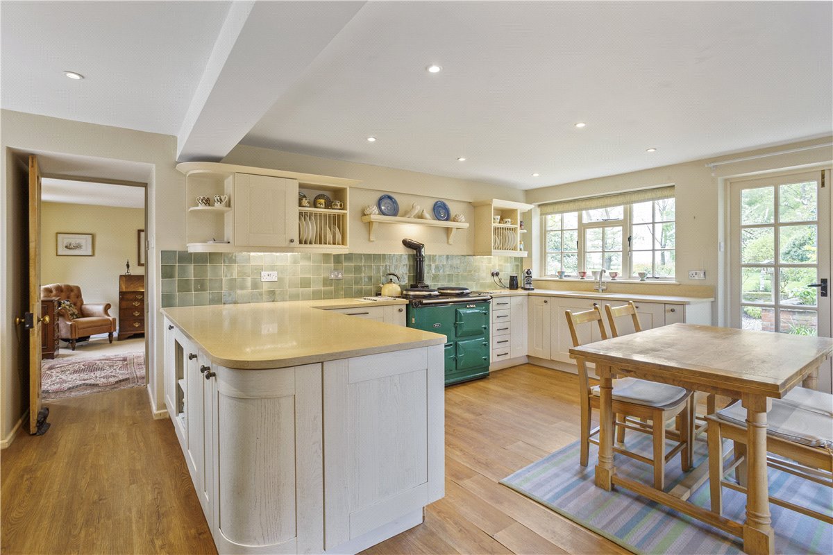 5 bedroom House, The Street, Marden, SN10 - Available, Image 18