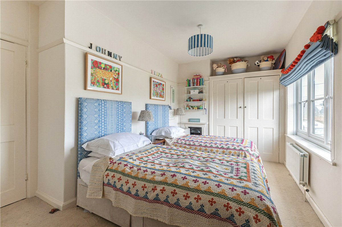 3 bedroom House, Church Street, Great Bedwyn, SN8 - Sold STC, Image 8