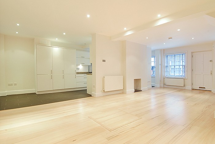 3 bedroom House, Montagu Mews North, Marylebone, W1H - Let Agreed, Image 1