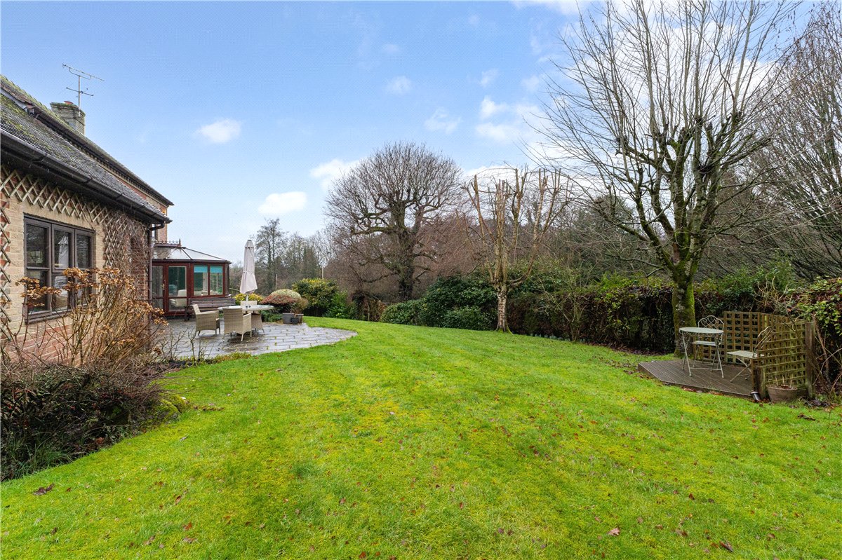 4 bedroom House, King Alfred Close, Pewsey, SN9 - Sold, Image 3