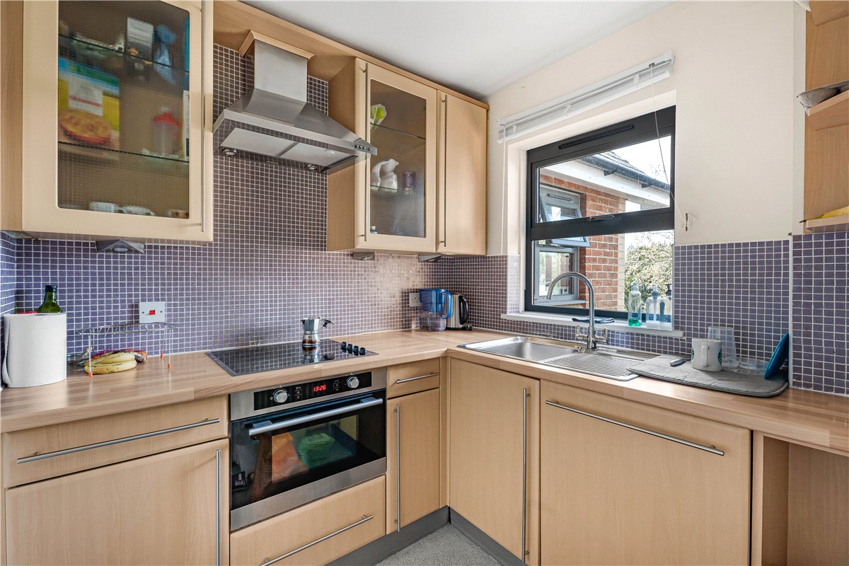 2 bedroom Flat, Flat 12, Poets Place, 378 Banbury Road, OX2 - Let Agreed, Image 1