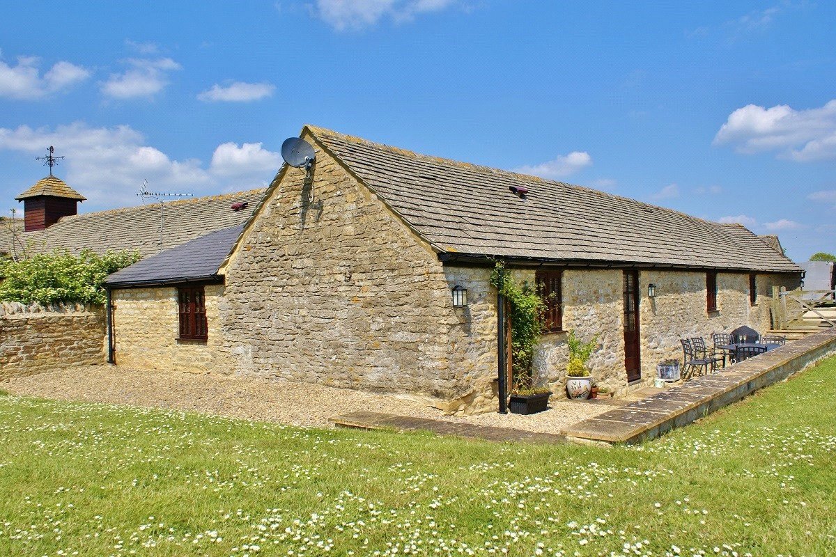 68.5  Land, Lew, Bampton, OX18 - Available, Image 11