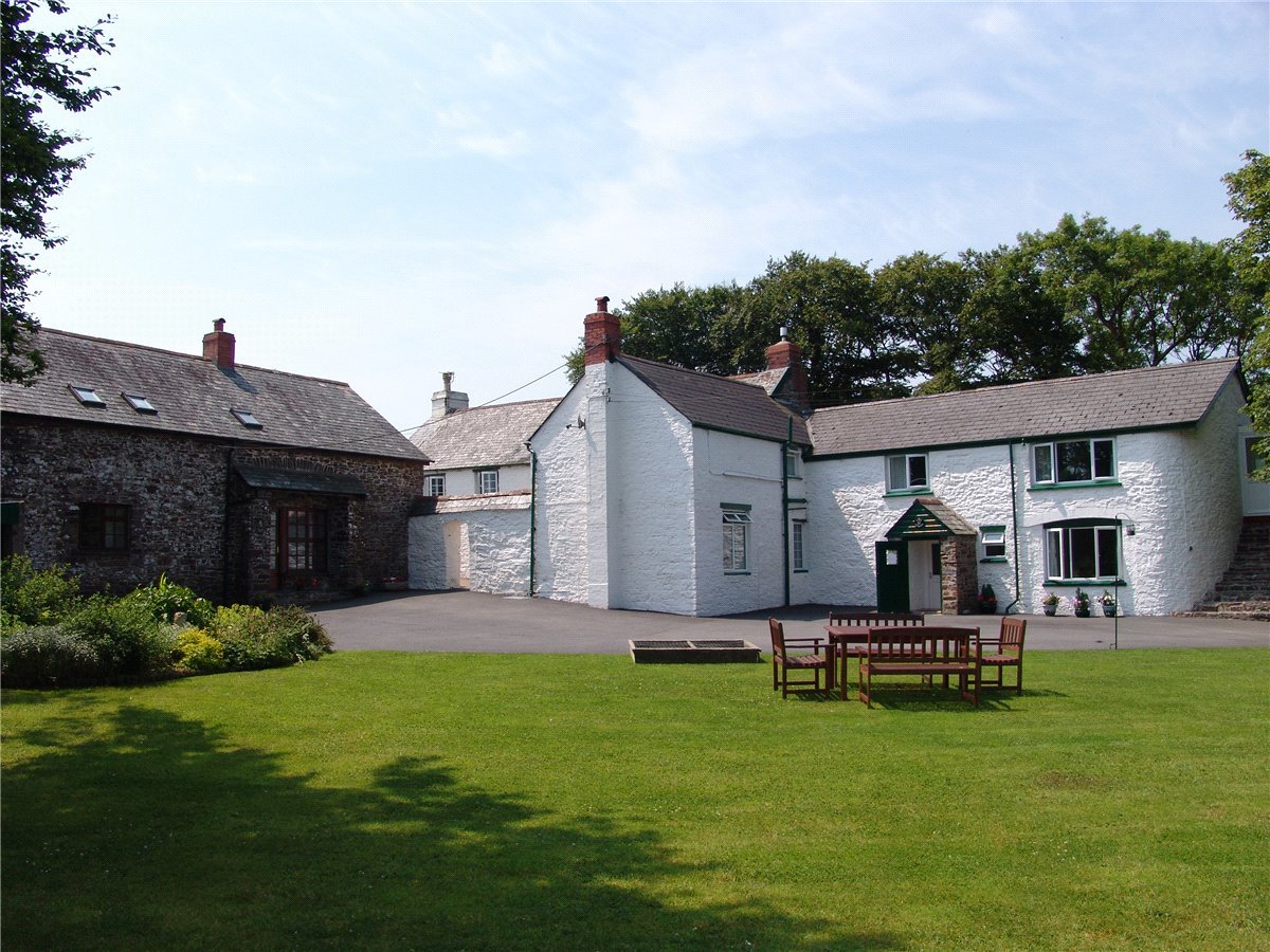 7 bedroom House, Bucks Cross, Bideford, EX39 - Sold