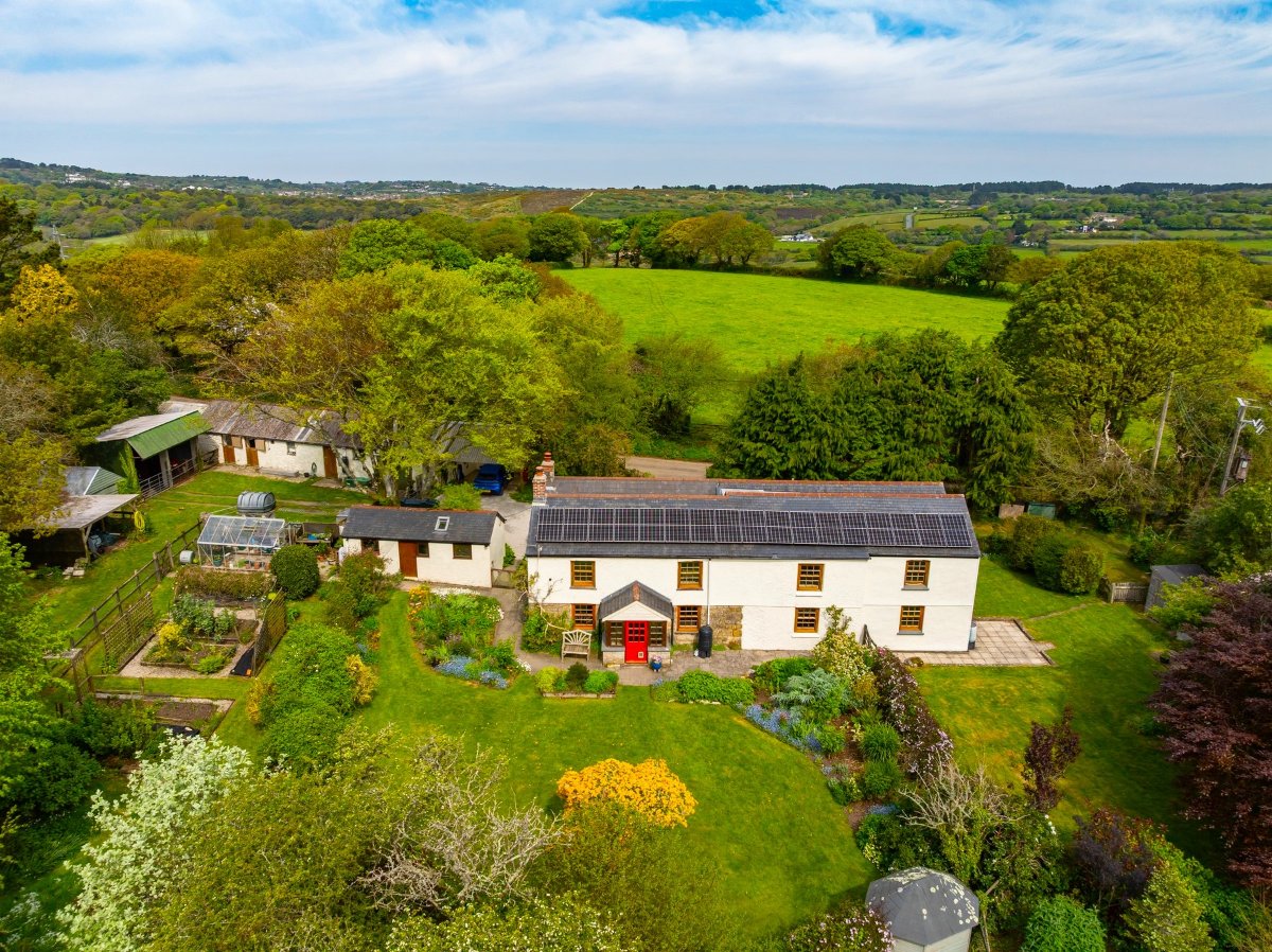 5.94  Farm, Pulla Cross, Truro, TR4 - Sold