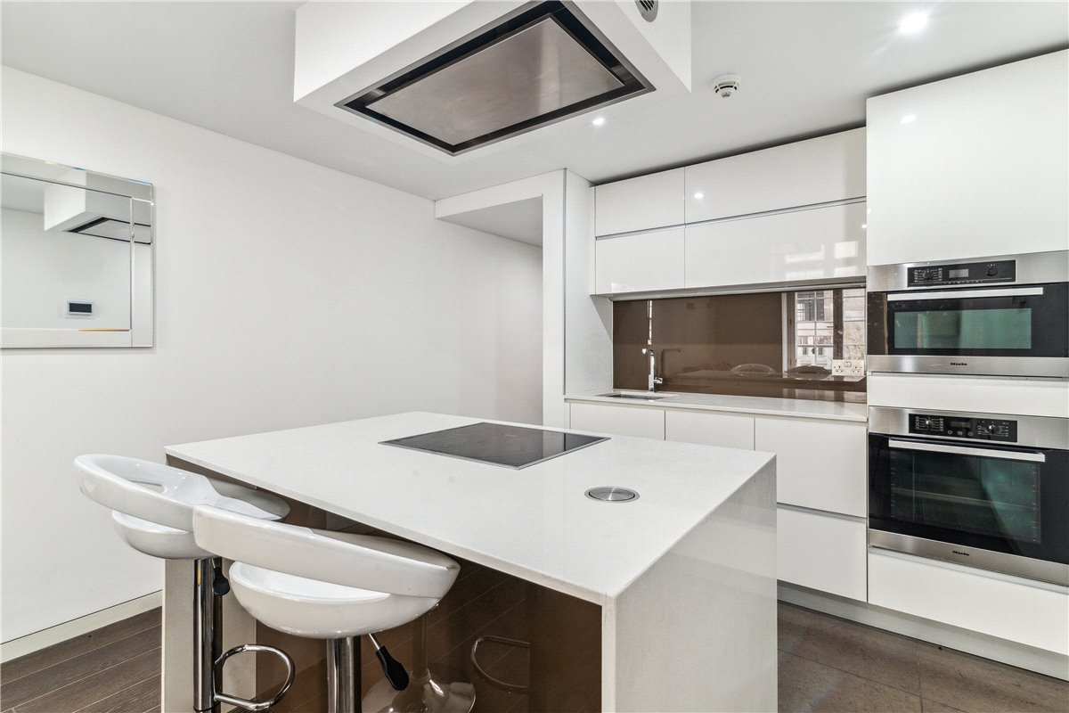 1 bedroom Flat, Strand, Covent Garden, WC2R - Available, Image 6
