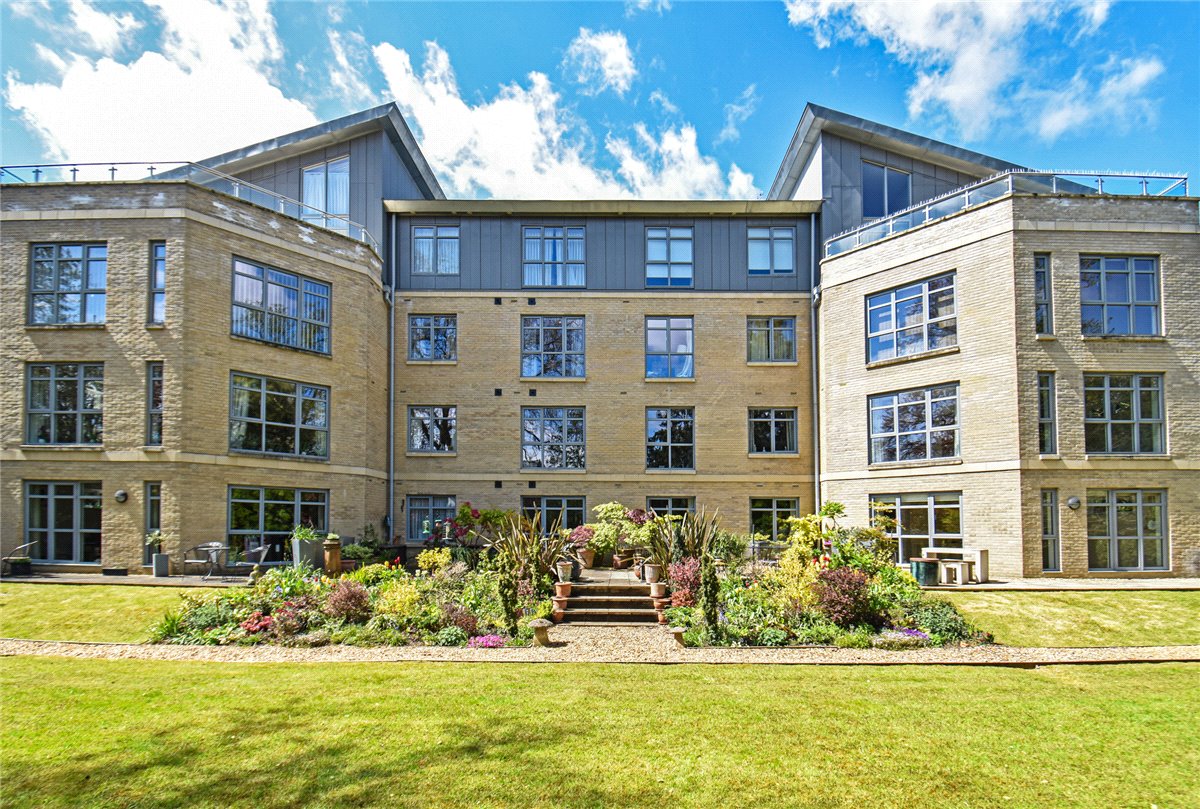 2 bedroom Flat, Meadowcroft House, Trumpington Road, CB2 - Let Agreed