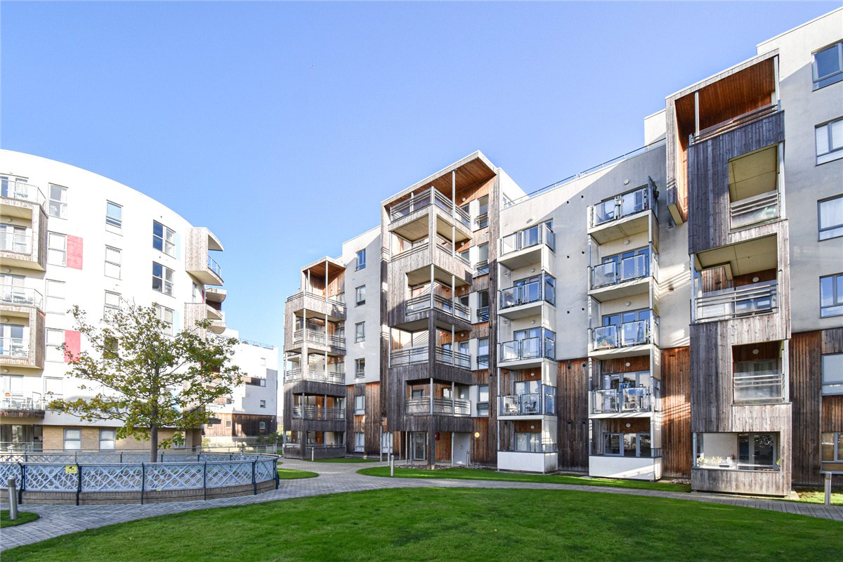 2 bedroom Flat, Glenalmond Avenue, Cyan Building, CB2 - Let Agreed