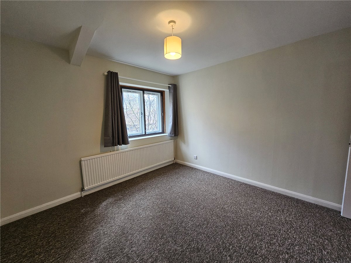 3 bedroom Flat, Caxton Court, Grove Street, BA2 - Let Agreed, Image 15
