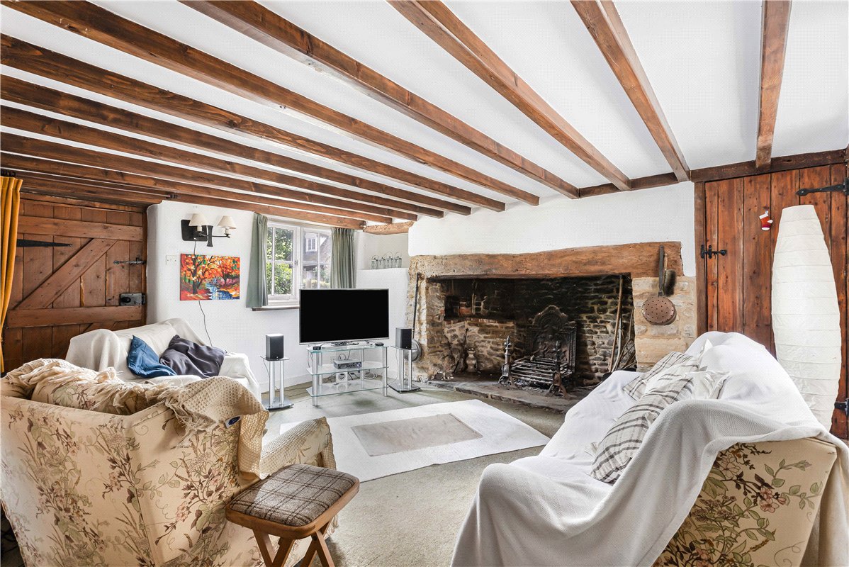 2 bedroom Cottage, Church Road, Hinton Waldrist, SN7 - Available, Image 2