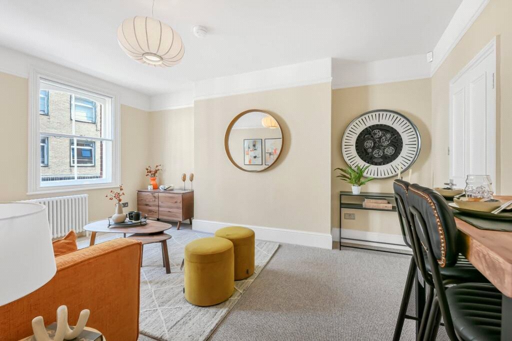 2 bedroom Flat, Frith Street, London, W1D - Available