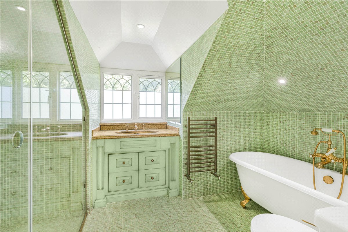 6 bedroom House, Chalk Lane, Hyde Heath, HP6 - Available, Image 20