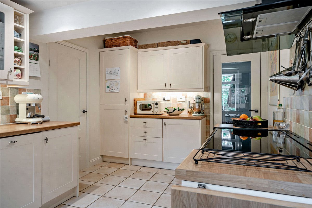 2 bedroom Bungalow, Ridgeway Close, Hermitage, RG18 - Sold, Image 14