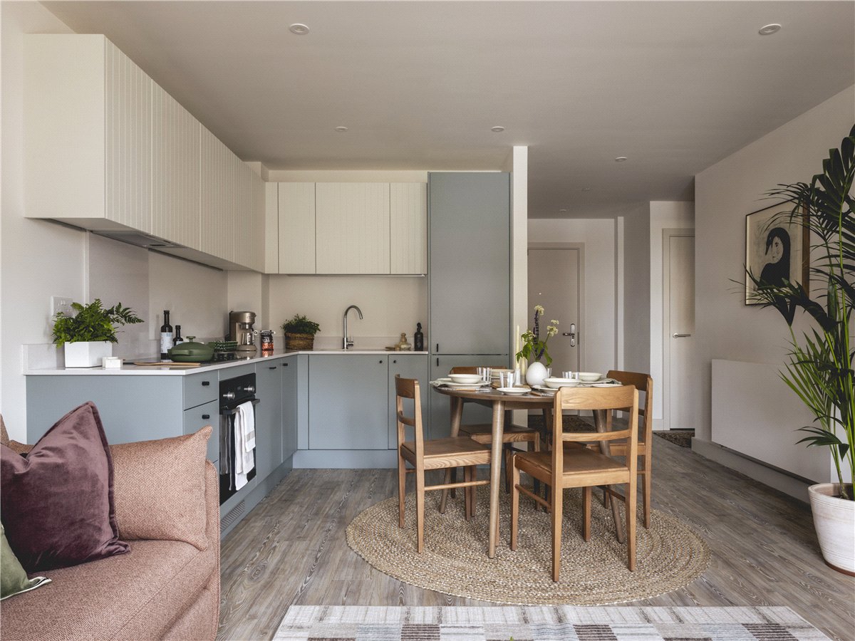 2 bedroom Flat, Dobb Way, Cambridge, CB3 - Available, Image 23