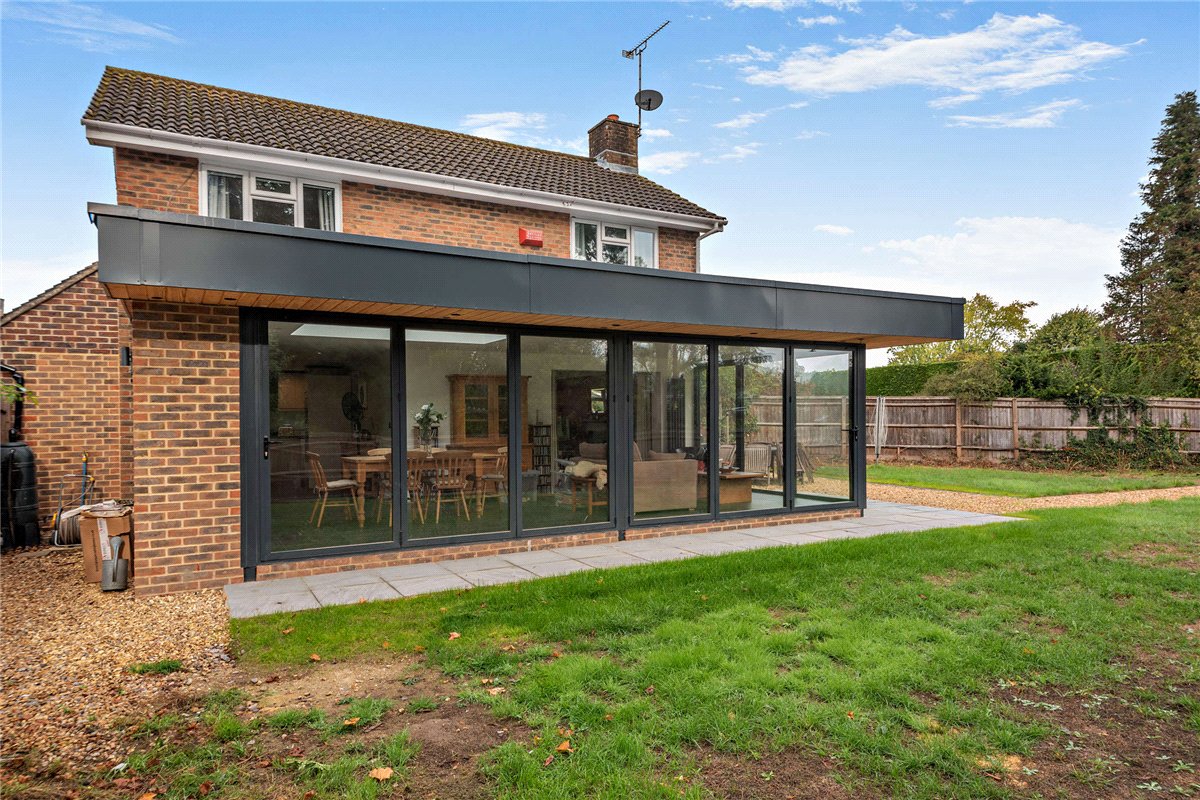 4 bedroom House, Falcon House Gardens, Woolton Hill, RG20 - Available, Image 20