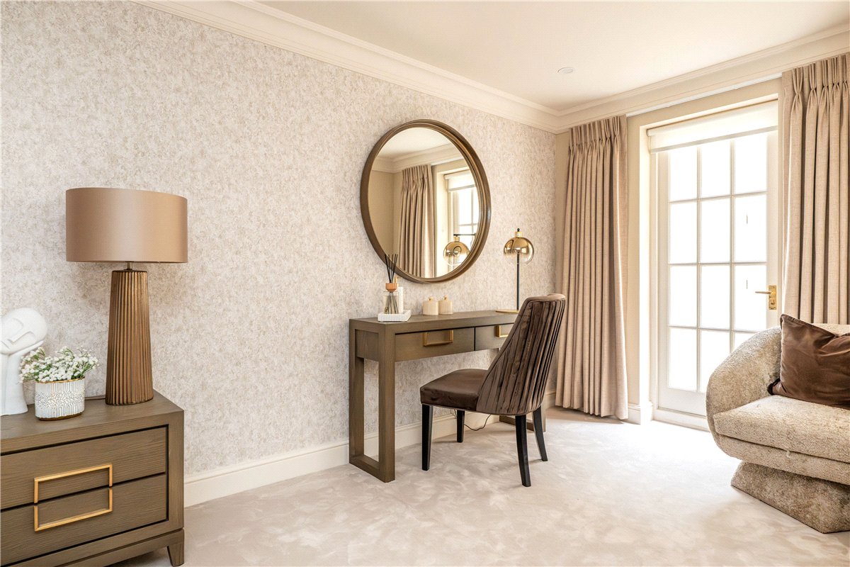 3 bedroom House, Woods Mews, Mayfair, W1K - Available, Image 26