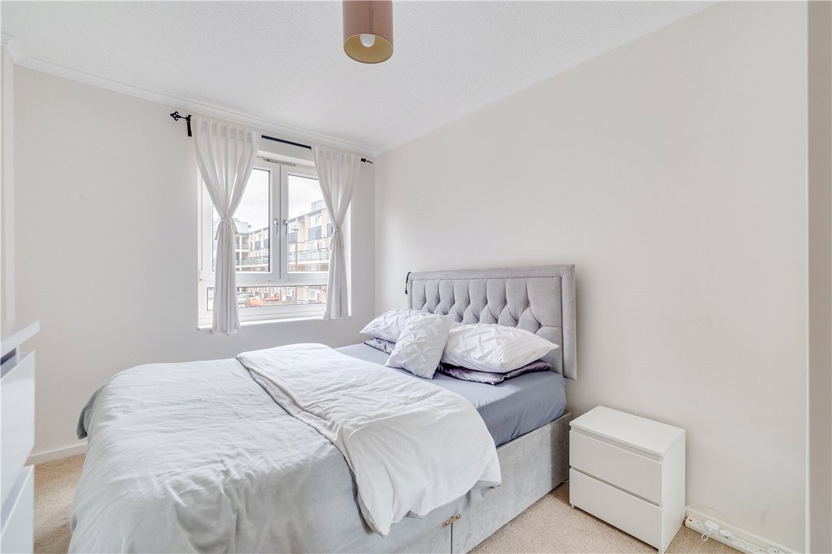 2 bedroom Flat, Whitlock Drive, London, SW19 - Sold, Image 10