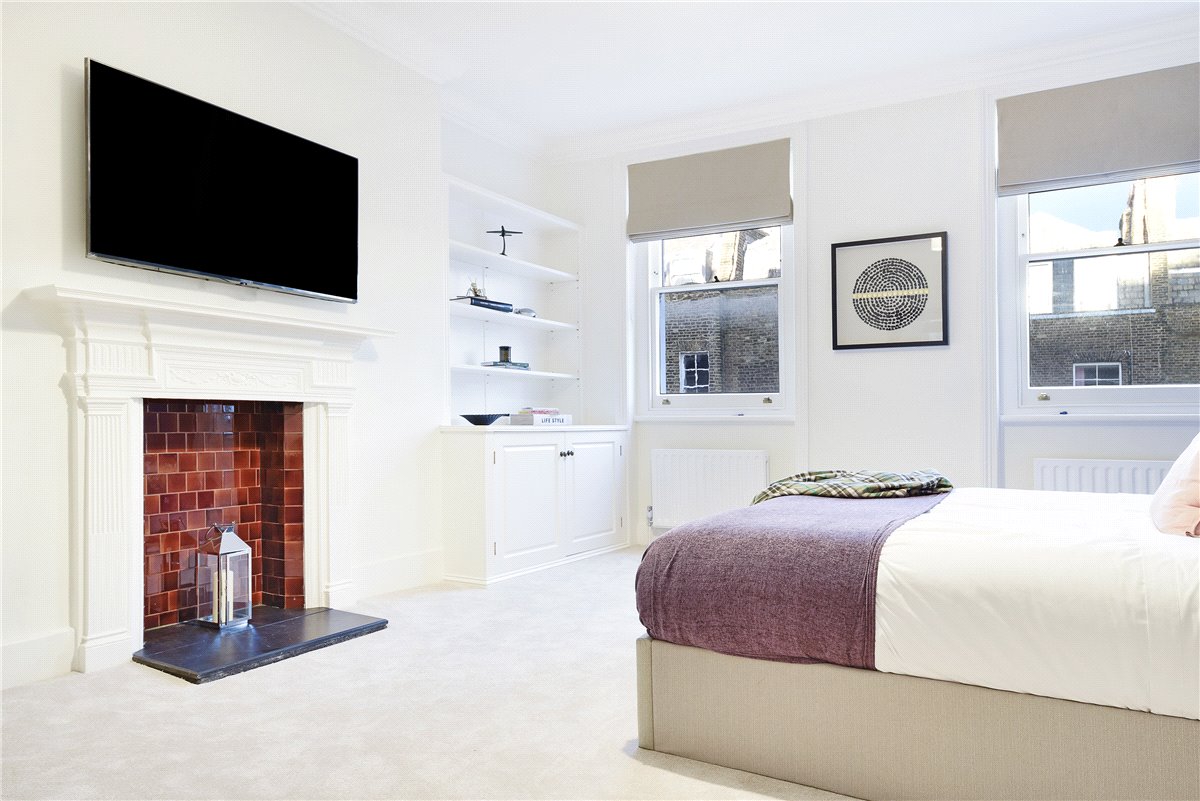 4 bedroom Flat, Harley Street, Marylebone, W1G - Available, Image 2