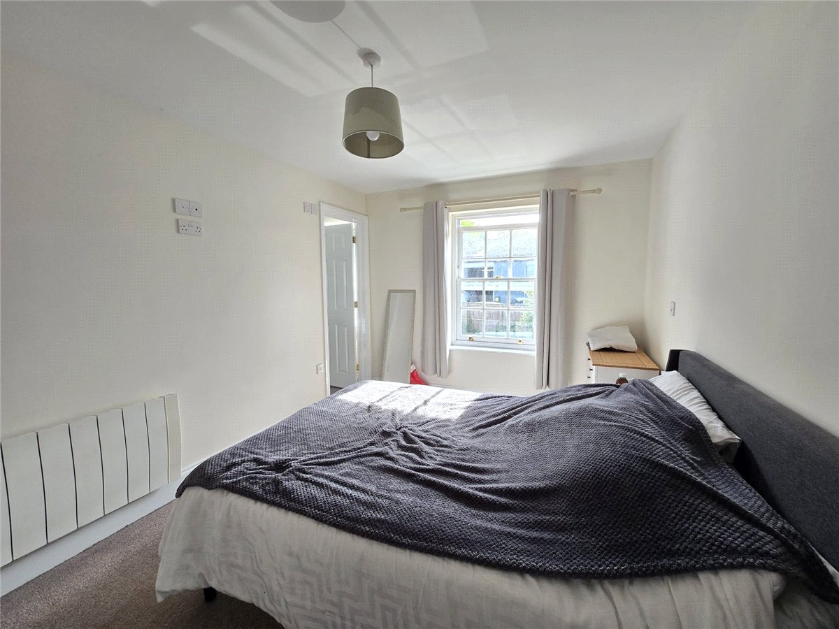 3 bedroom House, Post Office Lane, Pewsey, SN9 - Available, Image 3