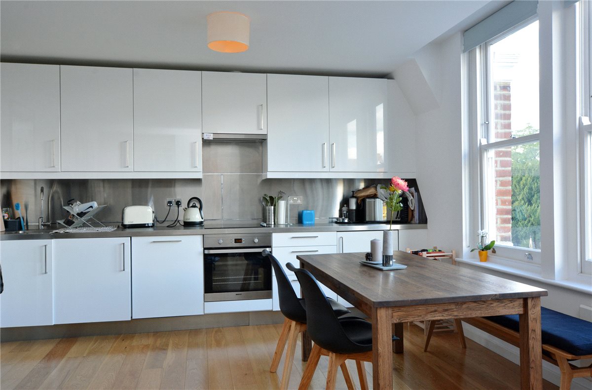 1 bedroom Flat, Church Road, London, SW13 - Available
