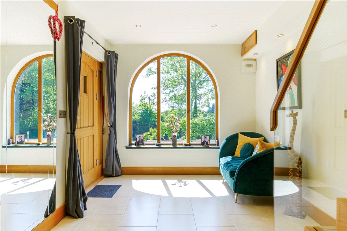 6 bedroom House, York House, Carleton Road, WF8 - Available, Image 17