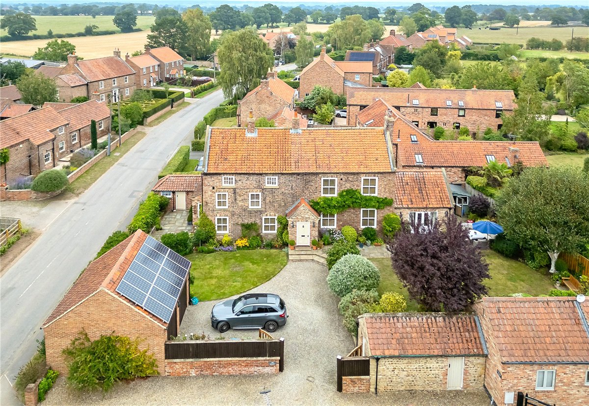 5 bedroom House, Aldwark, Alne, YO61 - Available