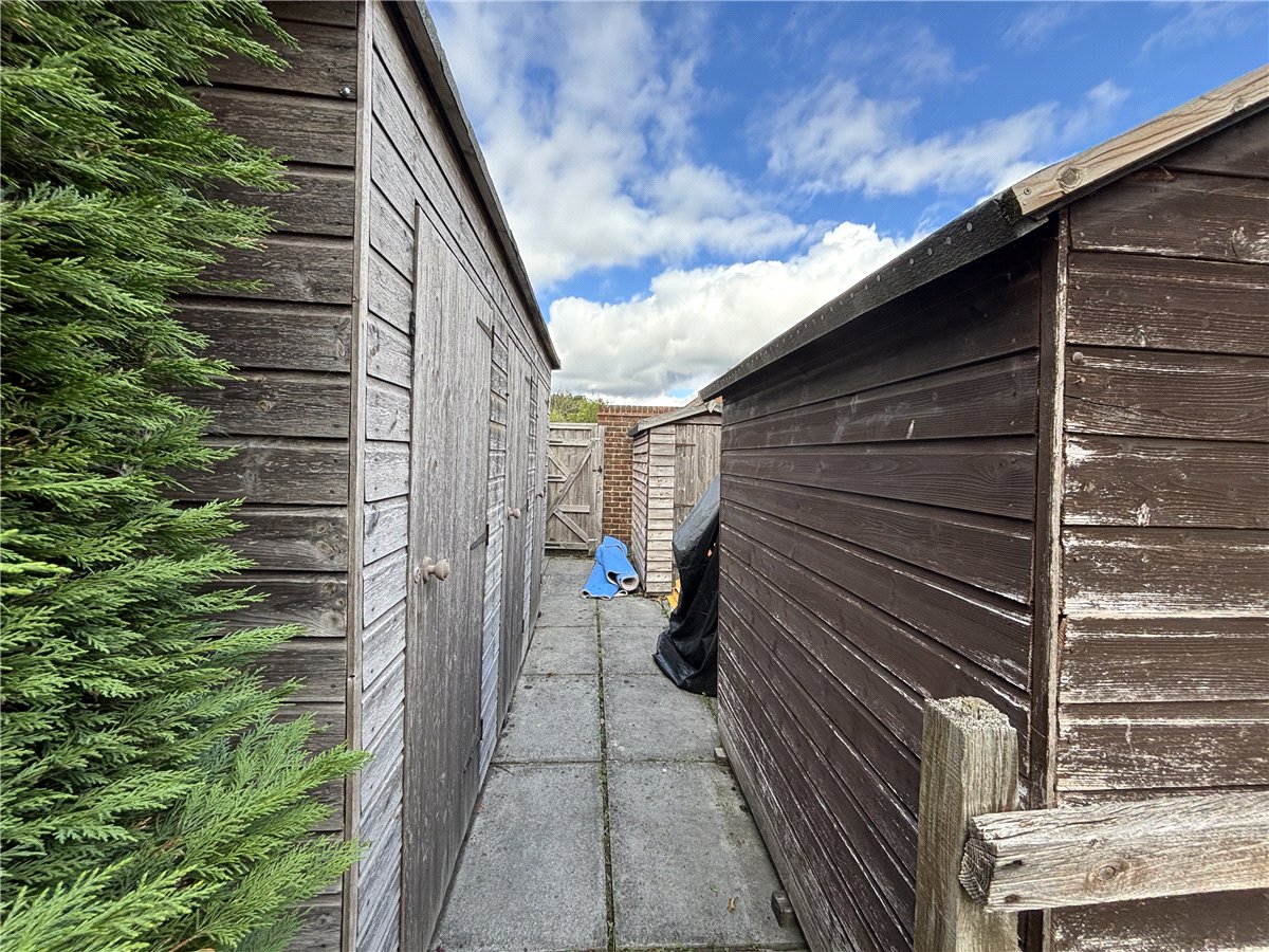2 bedroom Flat, Stretton Close, Bradfield Southend, RG7 - Available, Image 6
