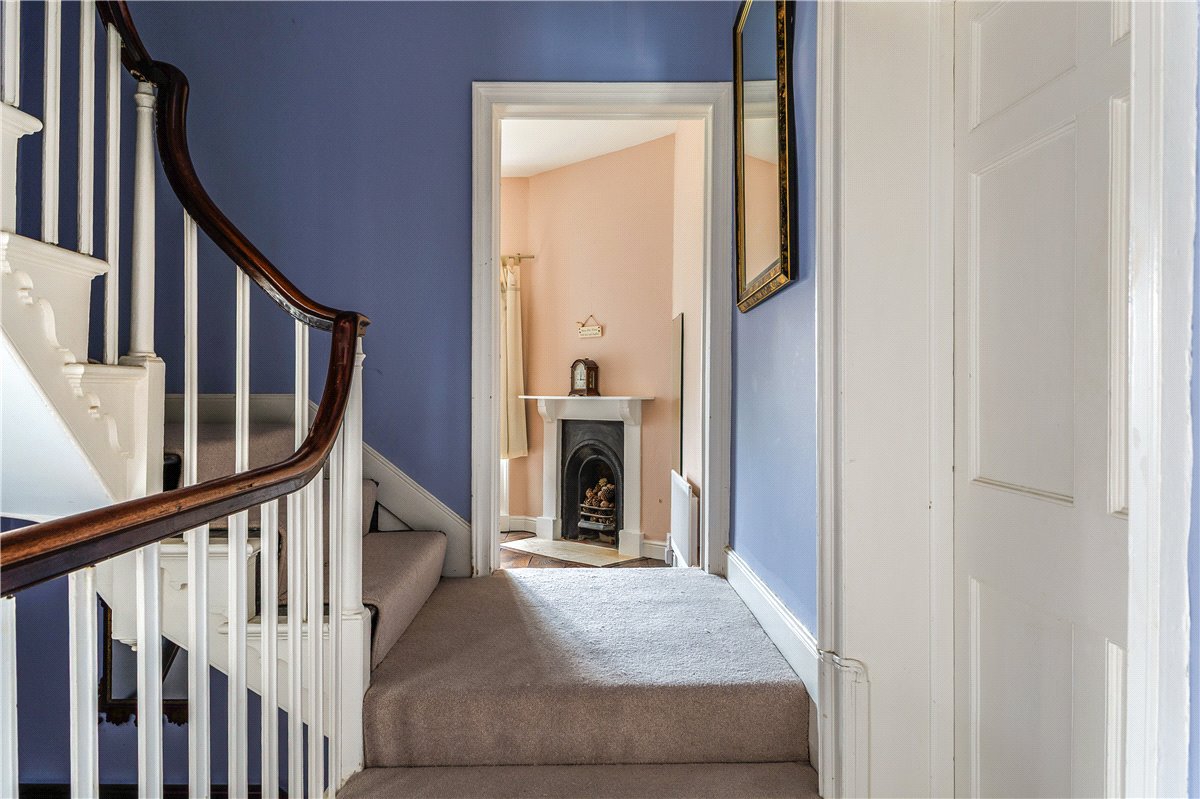 8 bedroom House, Hodson Road, Chiseldon, SN4 - Available, Image 2