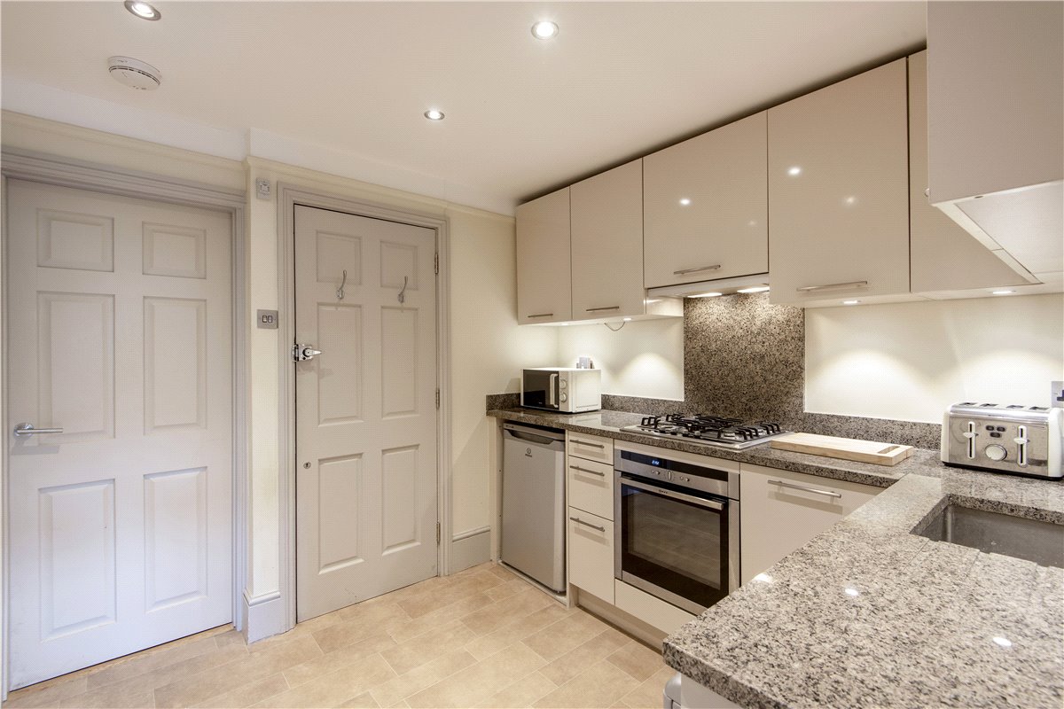 1 bedroom Flat, Louisville Road, London, SW17 - Sold, Image 9