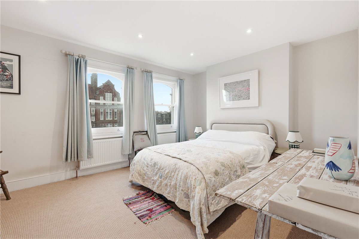 6 bedroom House, Delaford Street, London, SW6 - Available, Image 12