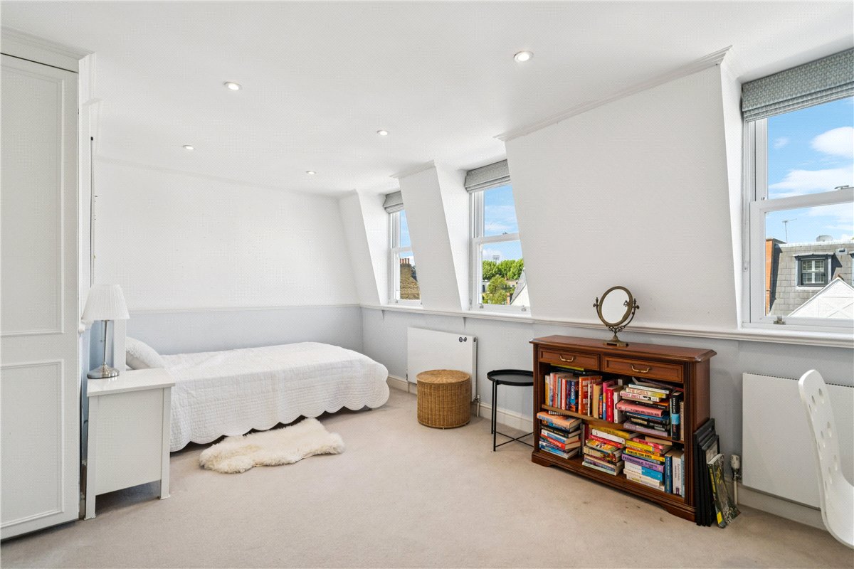 6 bedroom House, Cloncurry Street, London, SW6 - Available, Image 3