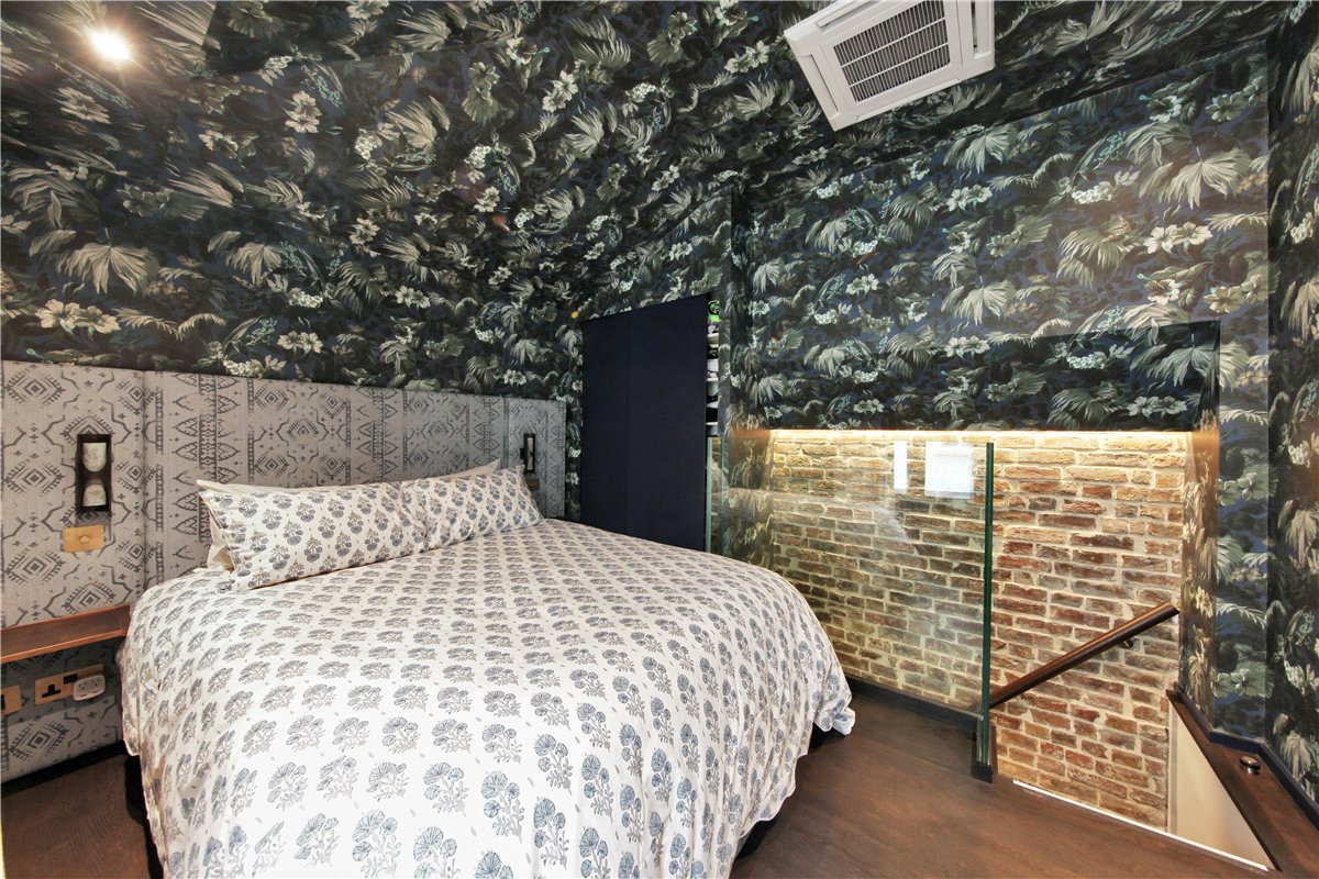 1 bedroom Flat, Shepherd Market, Mayfair, W1J - Available, Image 5