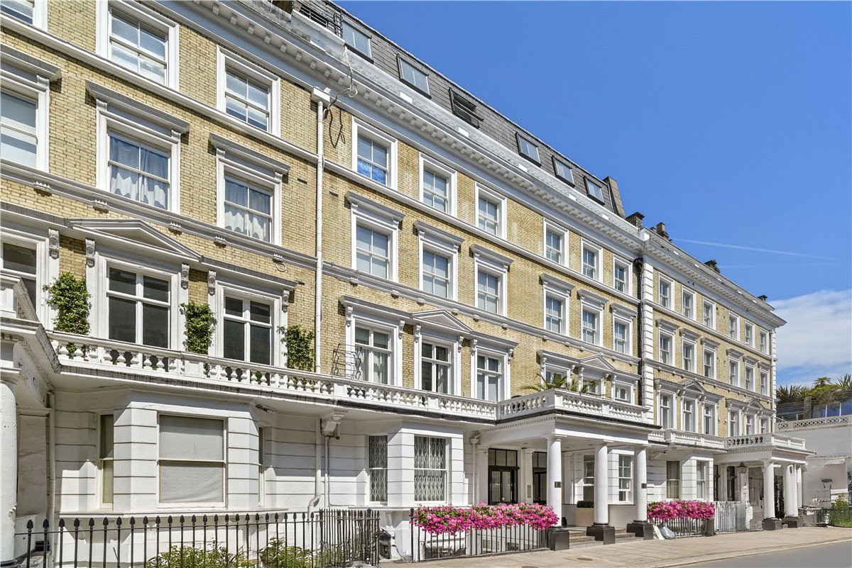 2 bedroom Flat, Manson Place, South Kensington, SW7 - , Image 12