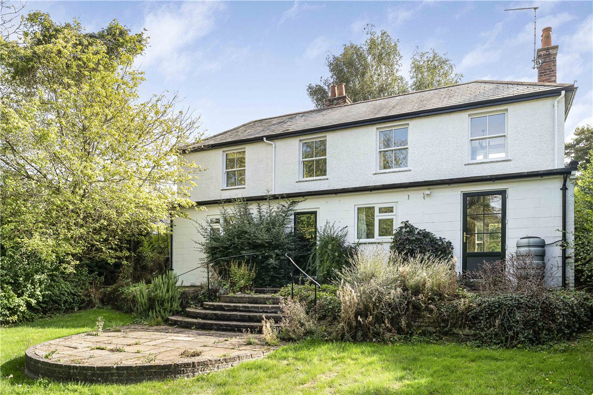 4 bedroom House, High Street, Manton, SN8 - Available, Image 15
