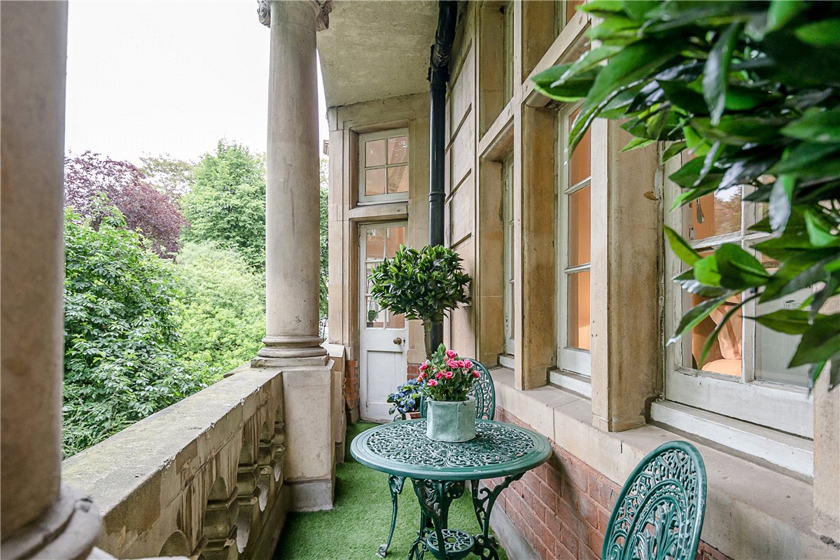4 bedroom Flat, Knightsbridge, Belgravia, SW1X - Available, Image 4