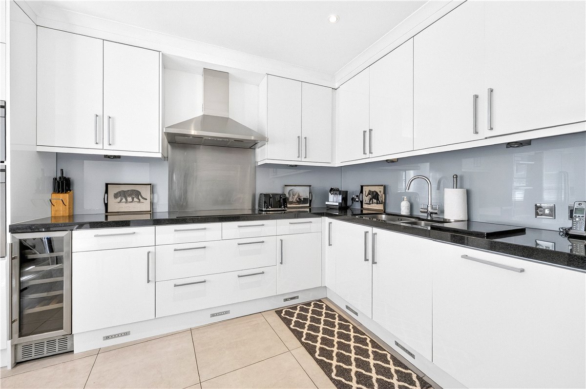 4 bedroom Flat, Knightsbridge, London, SW1X - Available, Image 4