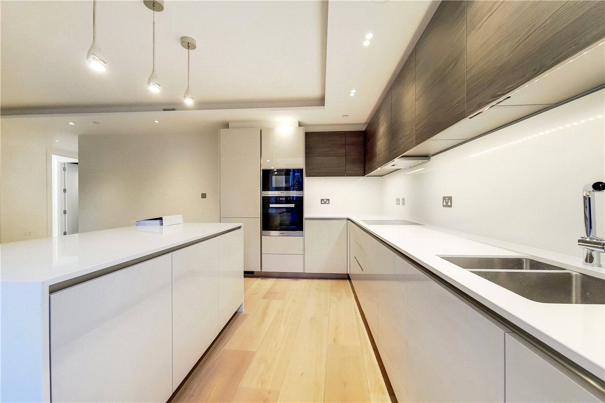 2 bedroom Flat, Kensington Gardens Square, London, W2 - Available, Image 7