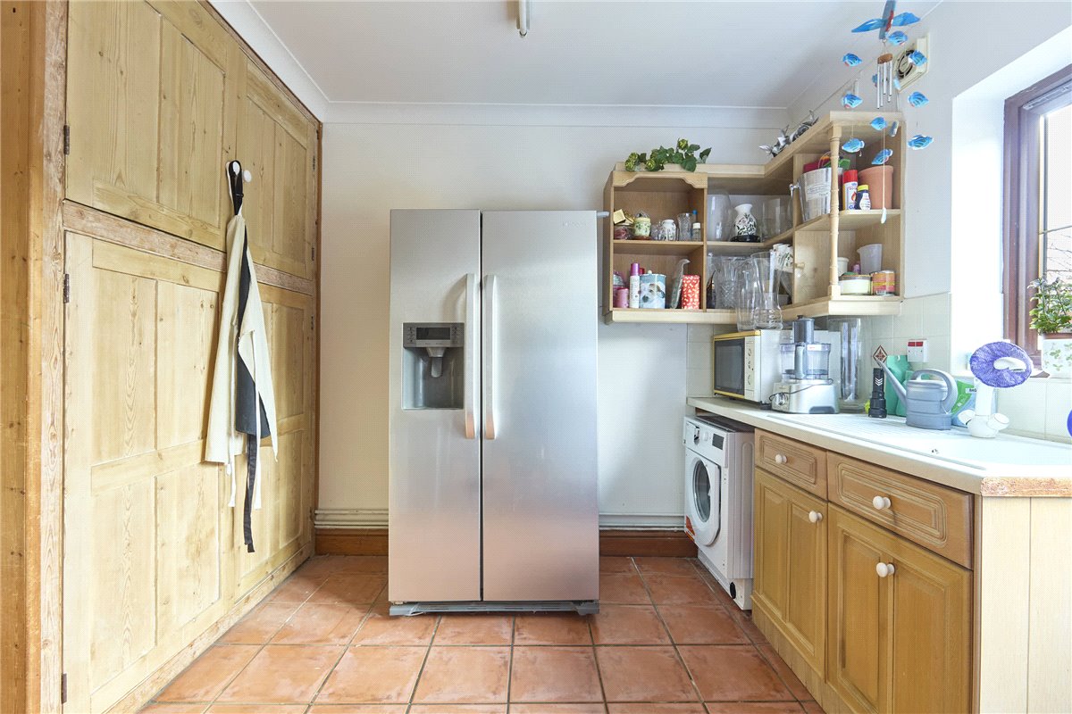 6 bedroom House, Warrington Street, Newmarket, CB8 - Available, Image 17