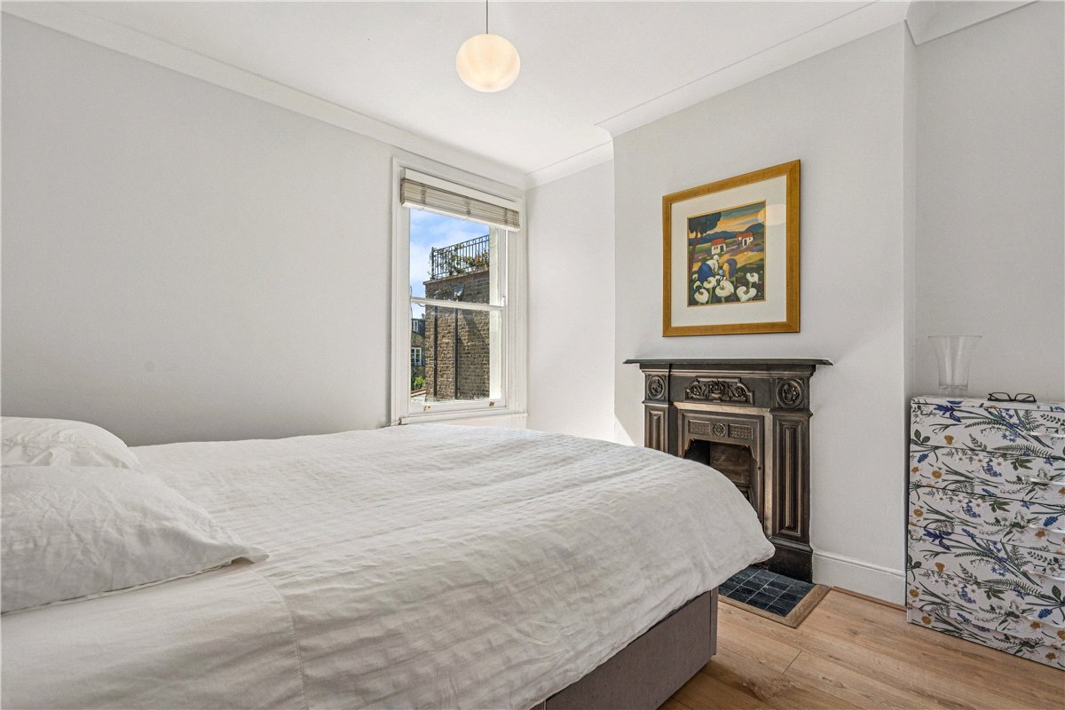 3 bedroom Flat, Queensmill Road, London, SW6 - Available, Image 8