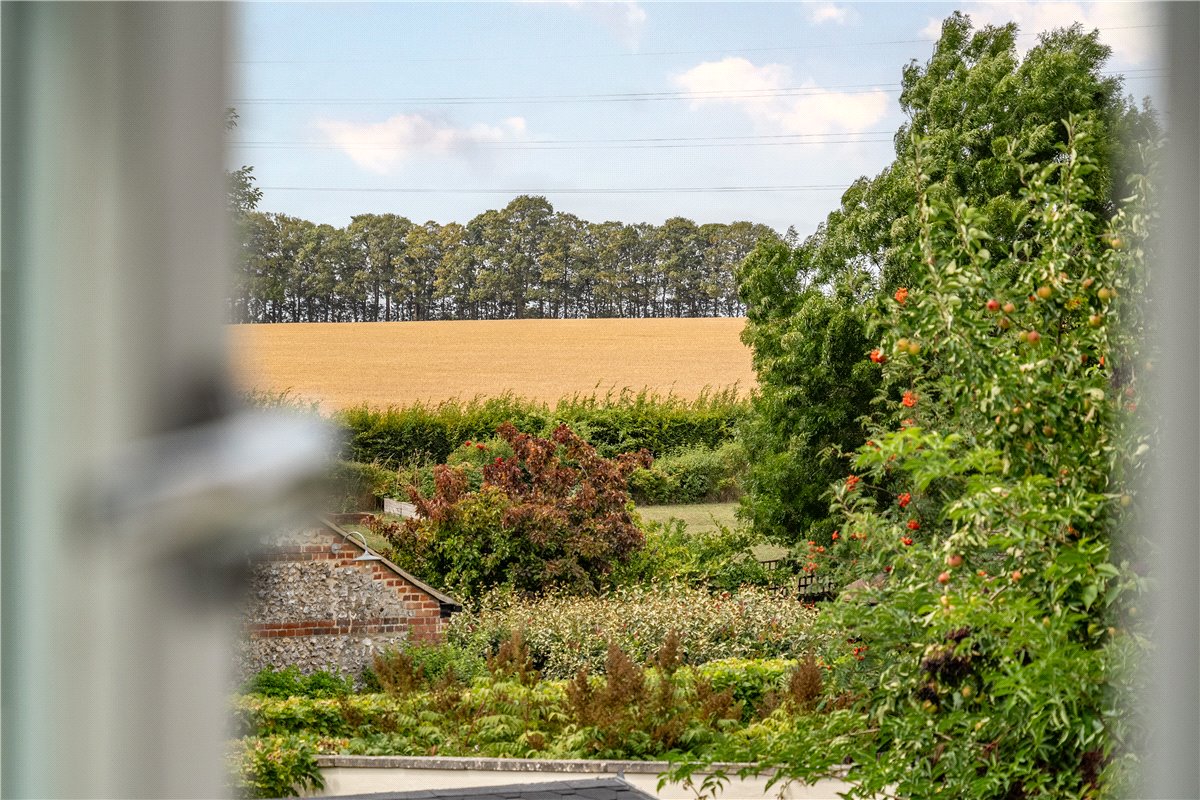 4 bedroom Barn Conversion, Hurstbourne Priors, Whitchurch, RG28 - Available, Image 4