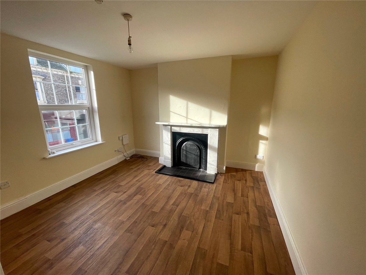 1 bedroom Flat, Middle Street South, Driffield, YO25 - Let Agreed, Image 1