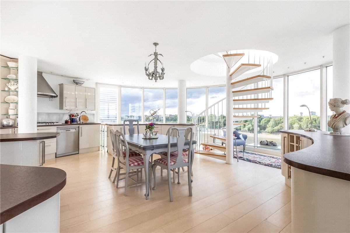 3 bedroom Flat, Point Pleasant, London, SW18 - Available, Image 4