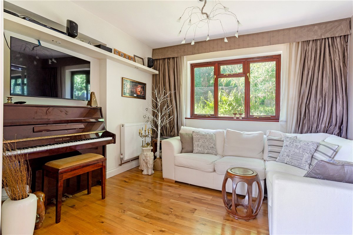 4 bedroom Bungalow, Bucklebury Alley, Cold Ash, RG18 - Sold STC, Image 14