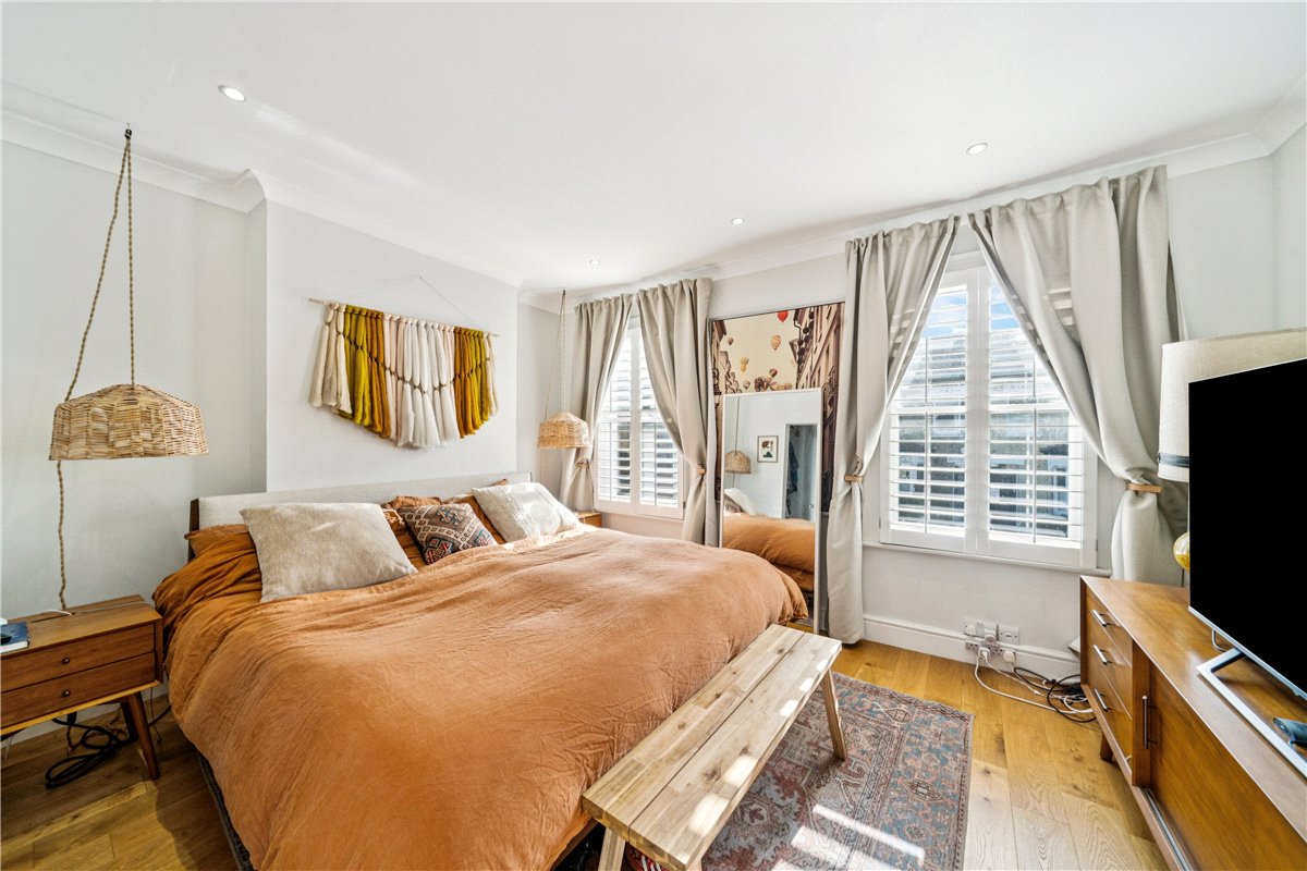 4 bedroom House, Coleford Road, London, SW18 - , Image 11