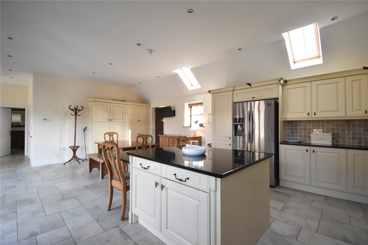 2 bedroom Bungalow, Lordsbridge Farm House, Wimpole Road, CB23 - , Image 1