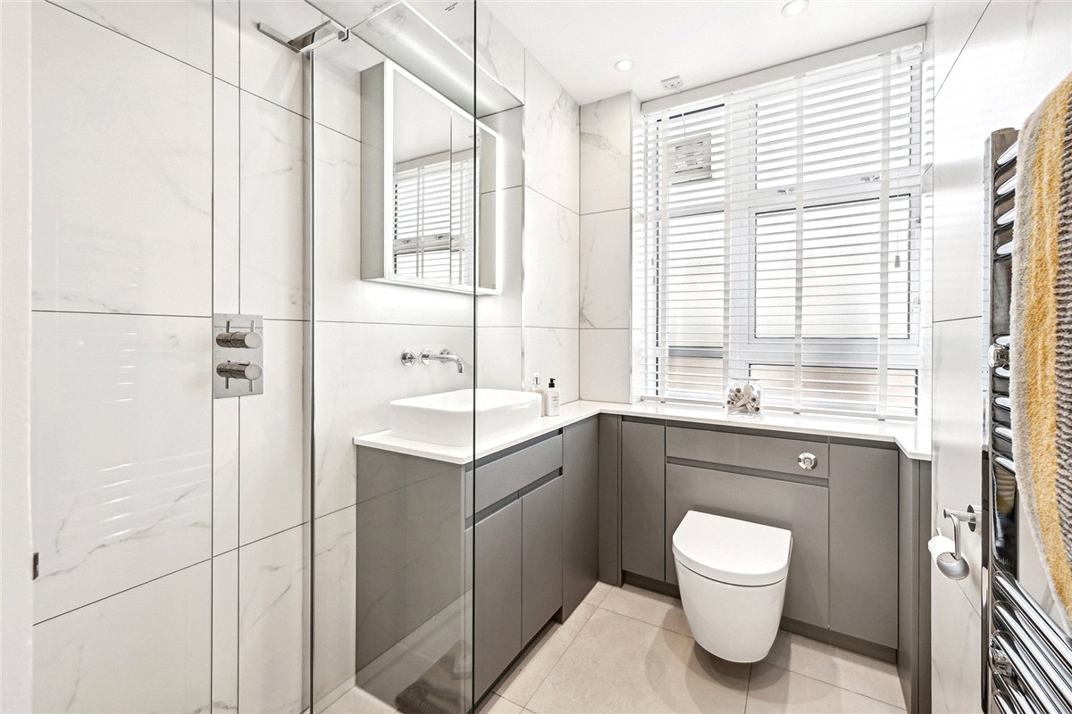 1 bedroom Flat, Richmond Court, 200 Sloane Street, SW1X - Available, Image 4